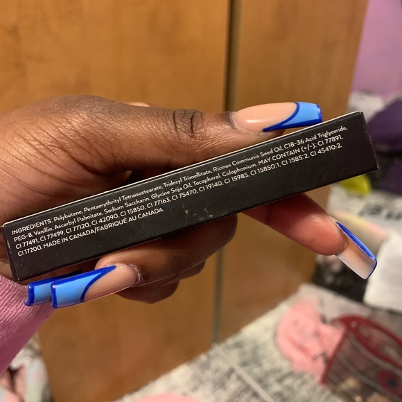 V kosmetix lipgloss - Picture 5 of 5